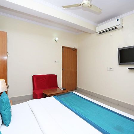 Oyo 10788 Hotel Harisons Continental Patna (Bihar) Bagian luar foto