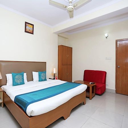 Oyo 10788 Hotel Harisons Continental Patna (Bihar) Bagian luar foto