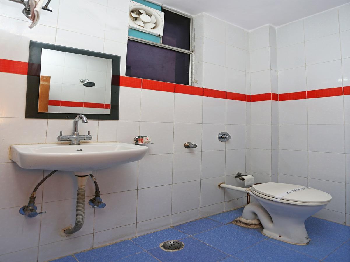 Oyo 10788 Hotel Harisons Continental Patna (Bihar) Bagian luar foto