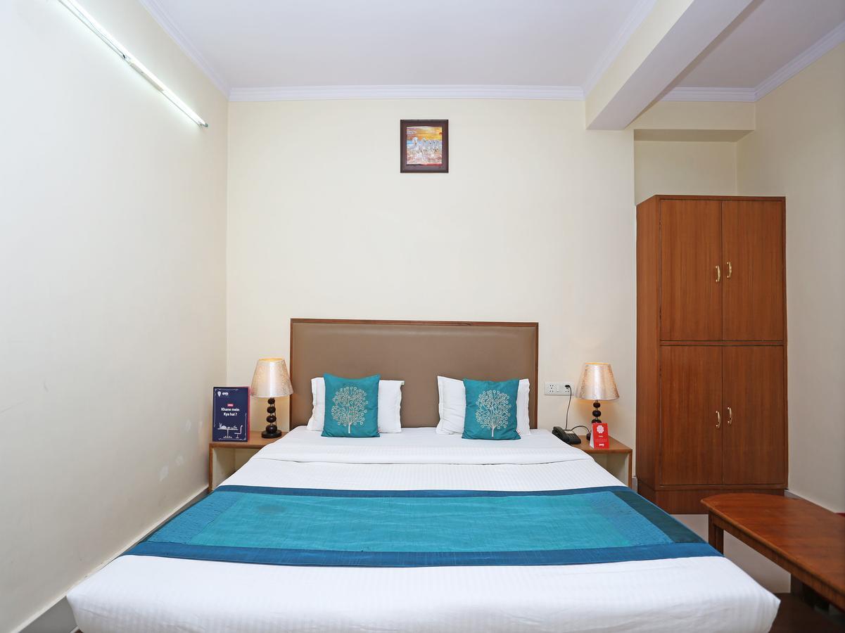 Oyo 10788 Hotel Harisons Continental Patna (Bihar) Bagian luar foto